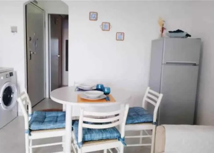 Daire In Paduledda 53780 *